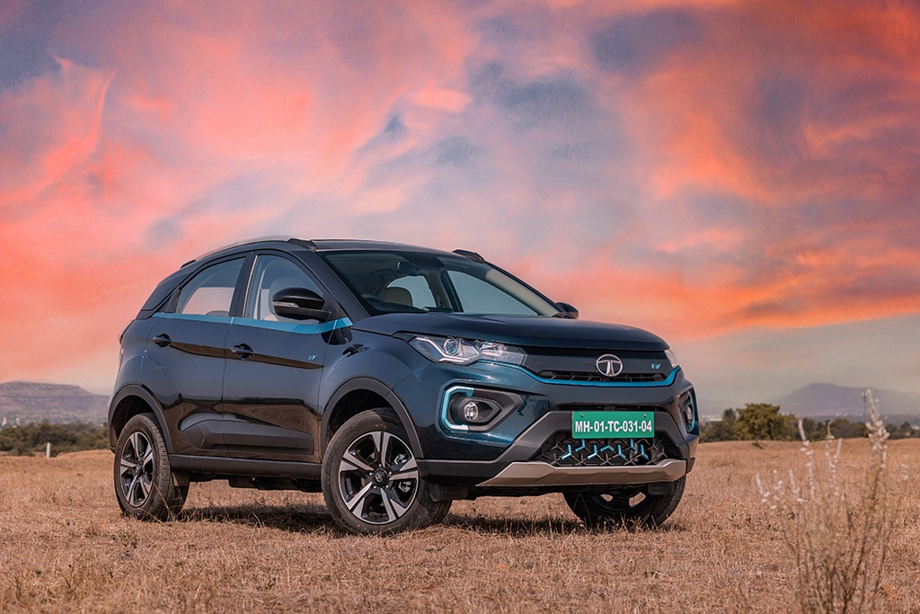 https://e-vehicleinfo.com/evdekho/evehicle/tata-nexon-ev-max/