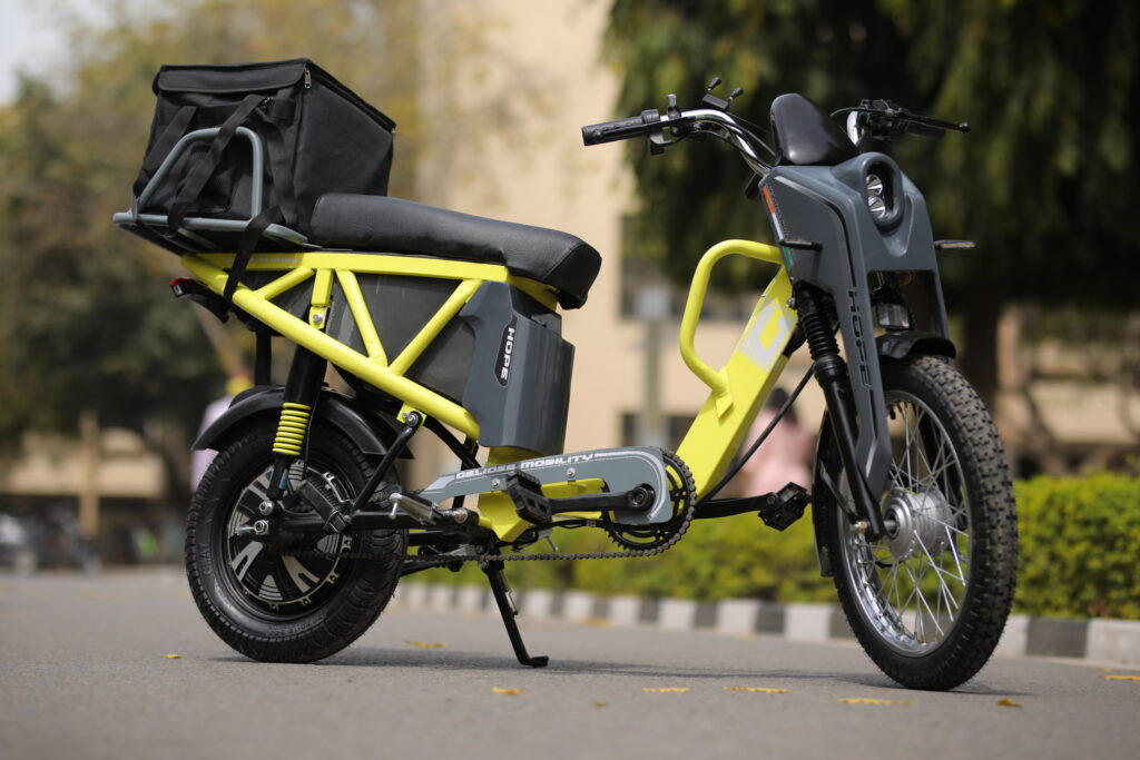 https://e-vehicleinfo.com/evdekho/evehicle/geliose-hope/ 