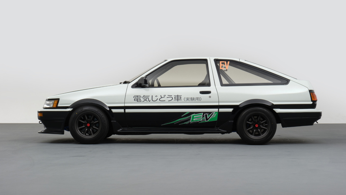 https://e-vehicleinfo.com/global/toyota-unveiled-two-ae86-generation-cars/