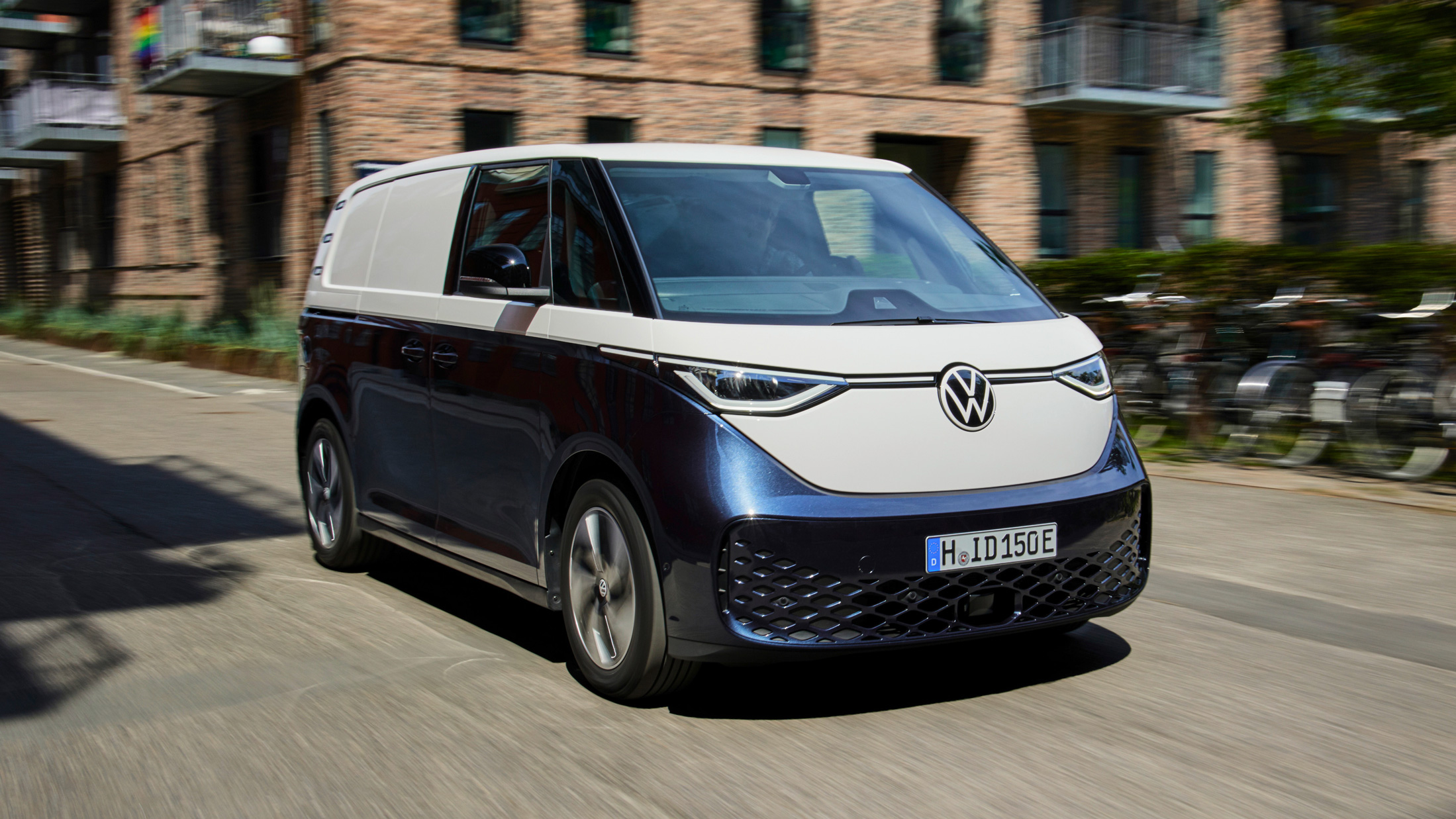 https://e-vehicleinfo.com/global/top-10-electric-delivery-vans-around-world/