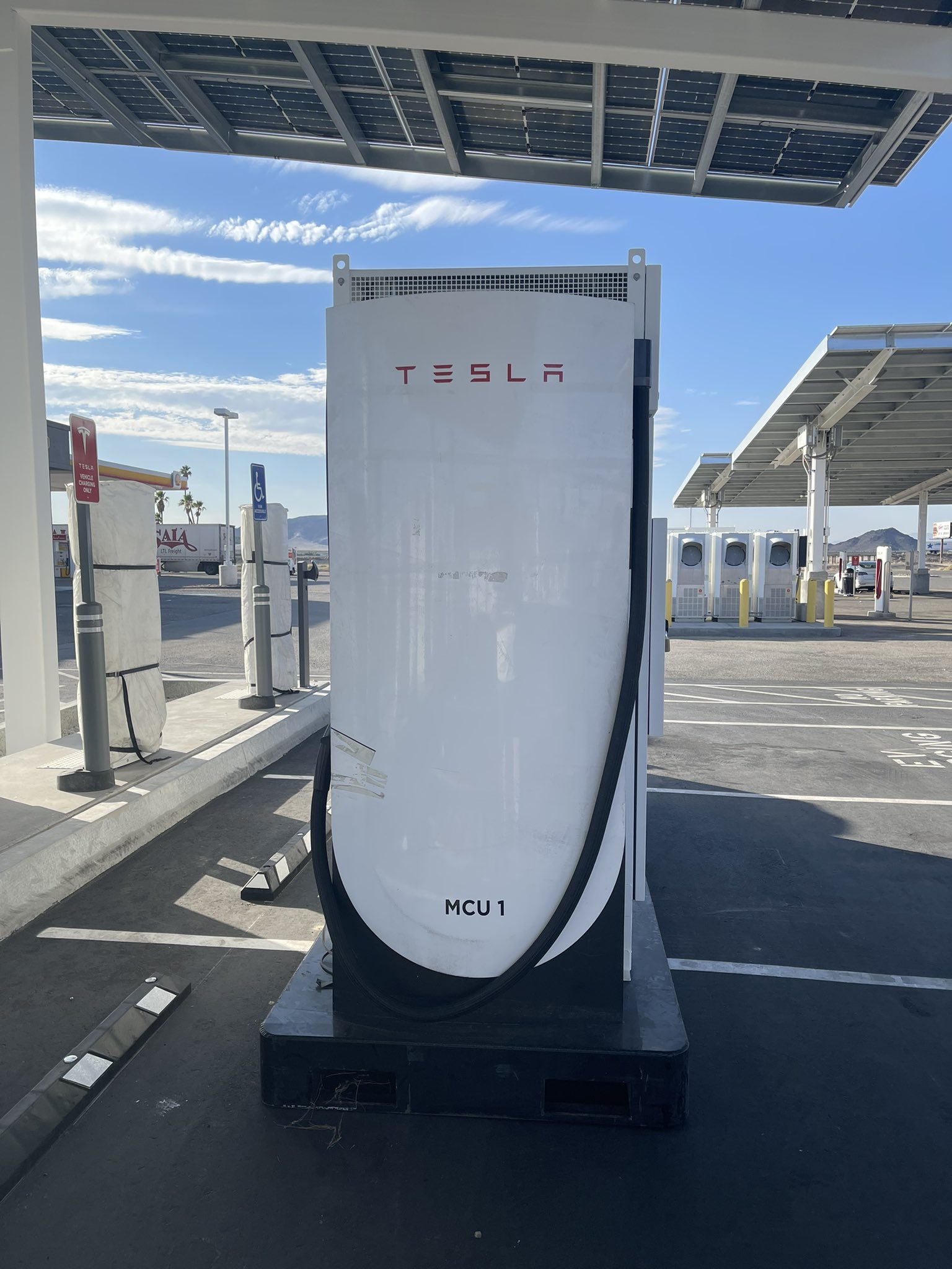 https://e-vehicleinfo.com/global/tesla-megacharger-all-you-need-to-know/