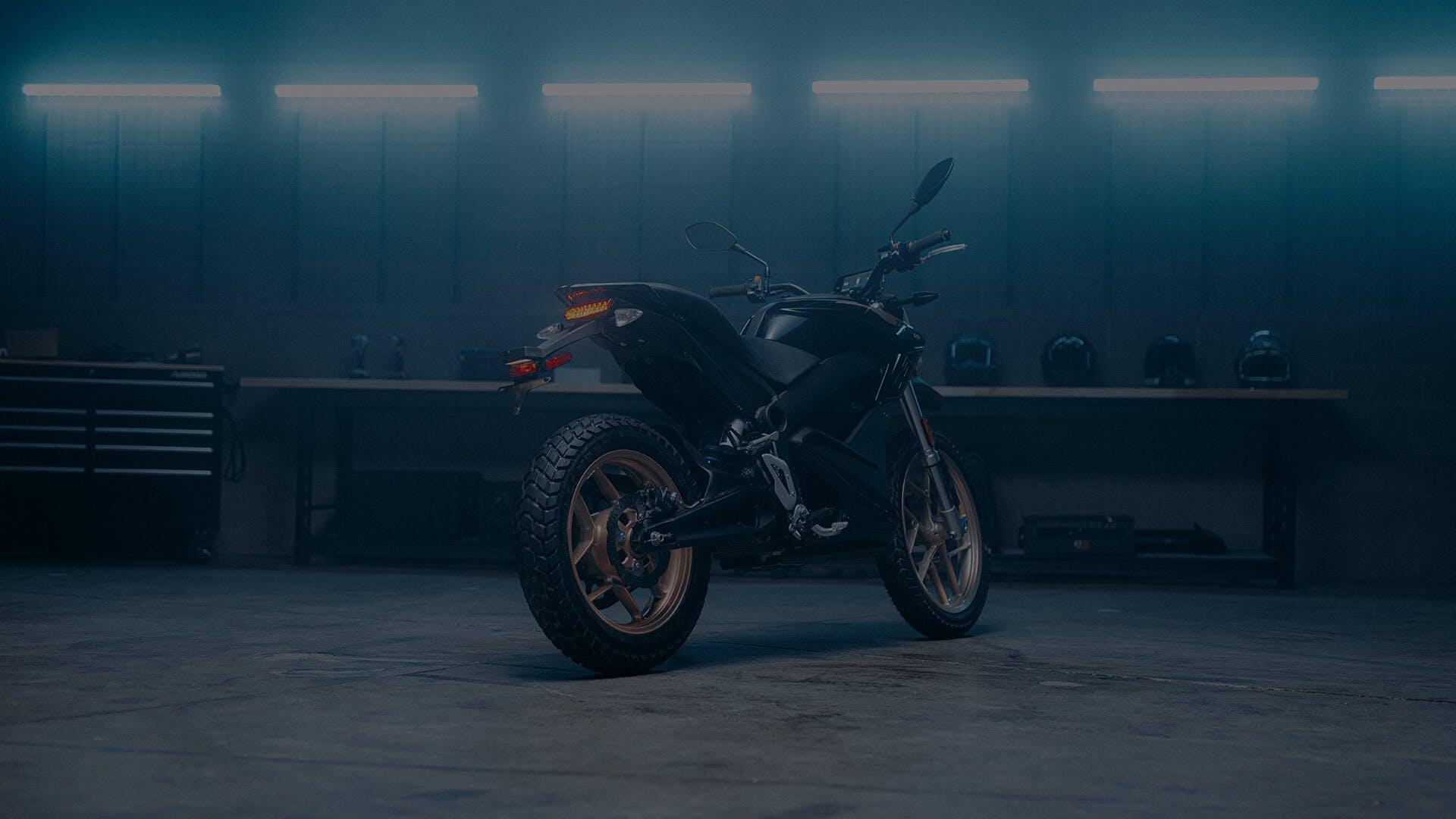 https://e-vehicleinfo.com/global/zero-dsr-electric-motorcycle-price-range-and-specifications/