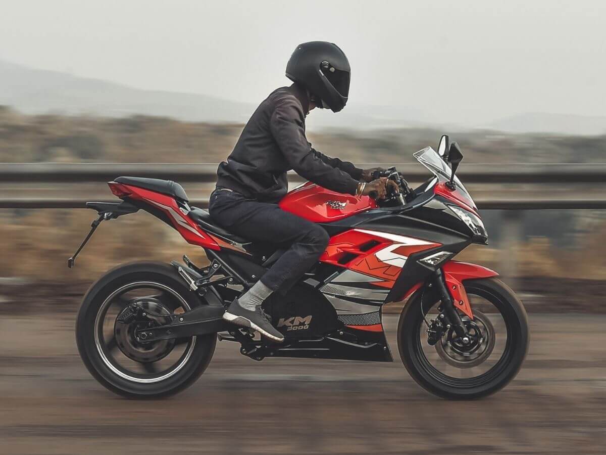 https://e-vehicleinfo.com/top-7-electric-motorcycle-in-india/