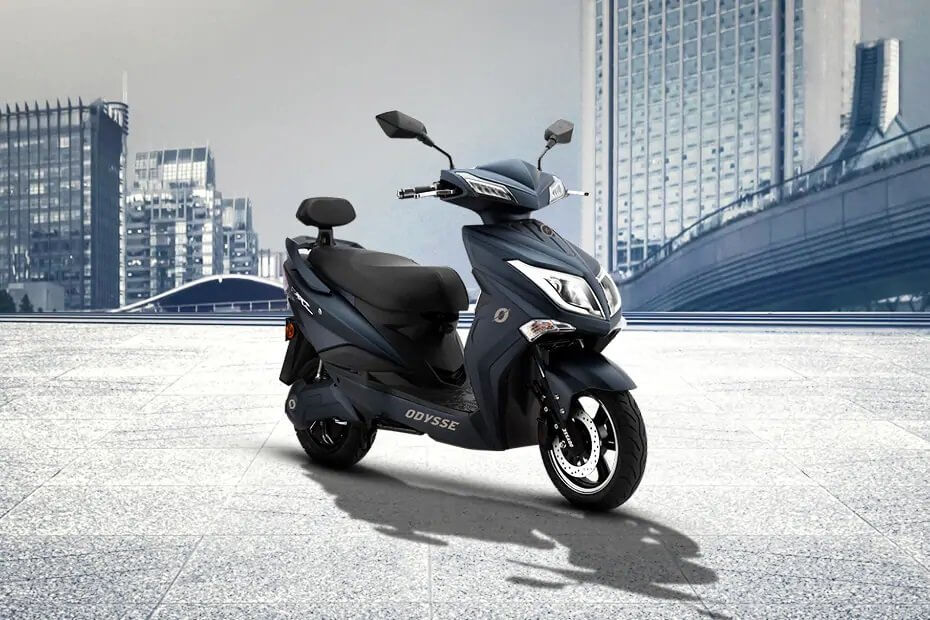 https://e-vehicleinfo.com/top-6-longest-range-electric-scooter-and-bikes-in-india/
