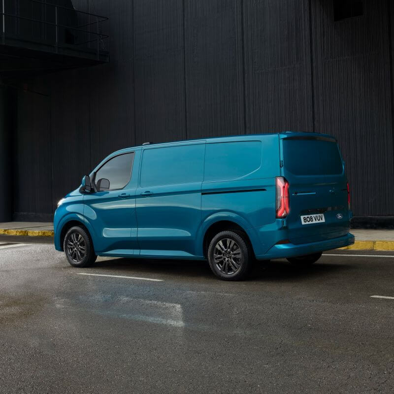 https://e-vehicleinfo.com/ford-launches-new-electric-van-with-400km-range/