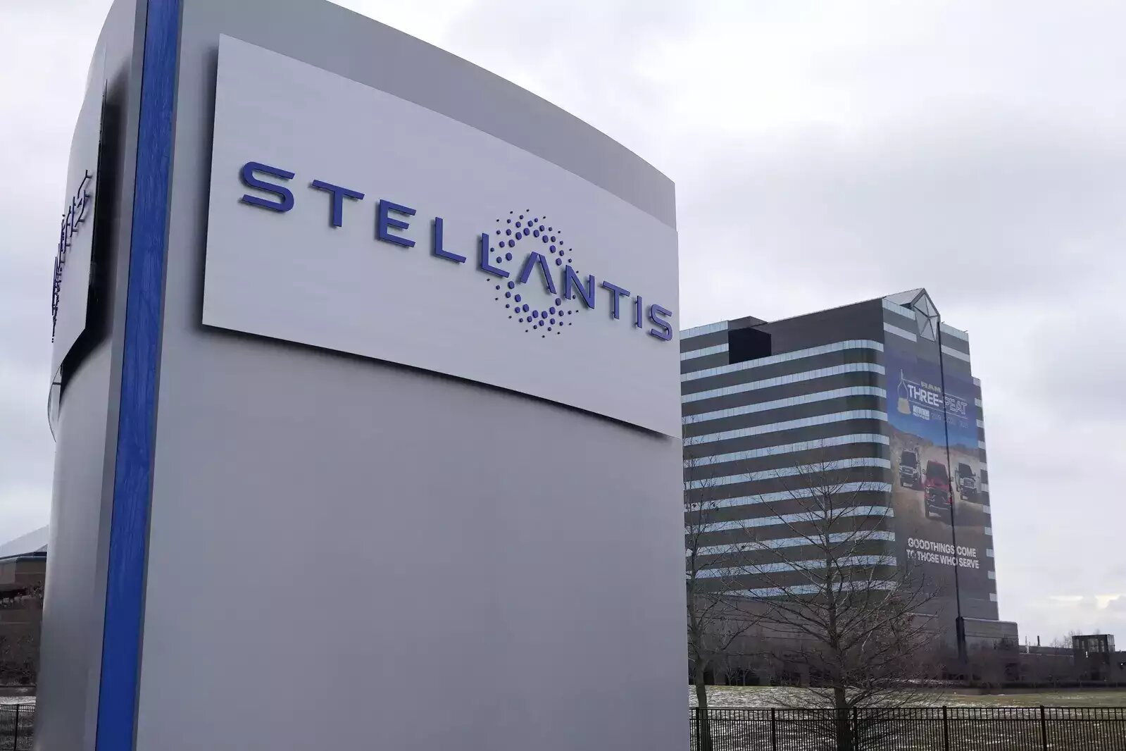https://e-vehicleinfo.com/stellantis-looks-to-india-for-affordable-evs-for-europe-amid-competition-from-china/