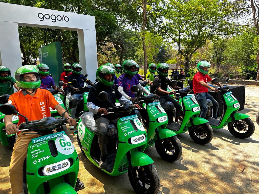 https://e-vehicleinfo.com/gogoro-begins-its-battery-swapping-in-india/