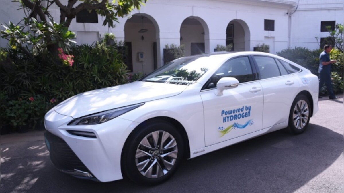 Toyota Mirai Gadkari Toyota Mirai- India’s First fuel cell EV Launched with 1300 km Range https://e-vehicleinfo.com/toyota-mirai-fcev-covers-1300-km-price-and-range-details/