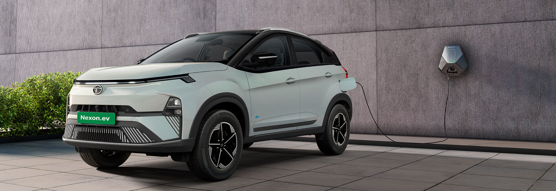 charging desk Top 7 Seater Electric Cars in India – Tata Nexon EV to Kia EV 9 https://e-vehicleinfo.com/top-7-seater-electric-cars-in-india/