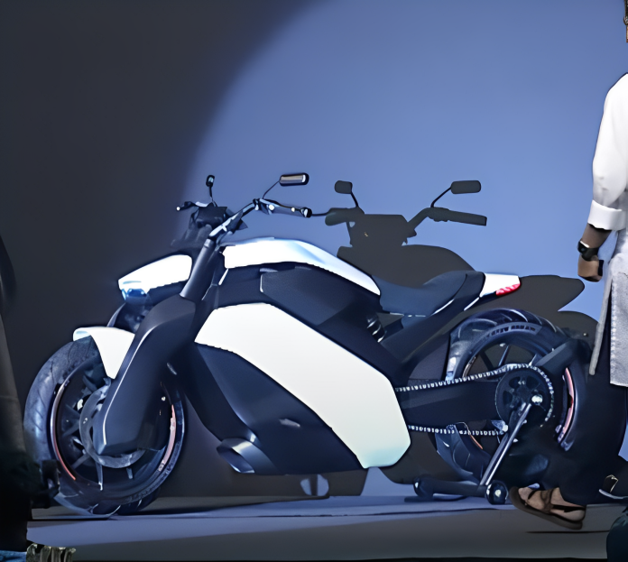 cruiser 696x623 1 Ola Electric unveiled 4 New Electric Motorcycle: Cruiser, Adventure, Roadster, and Diamondhead https://e-vehicleinfo.com/ola-electric-unveiled-4-new-electric-motorcycle-cruiser-adventure-roadster-and-diamondhead/