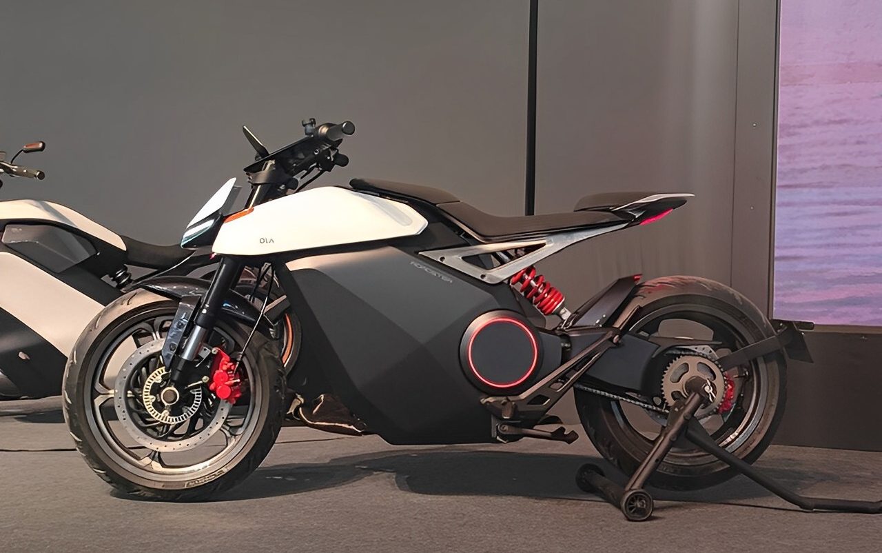 Roadster electric fashion bike