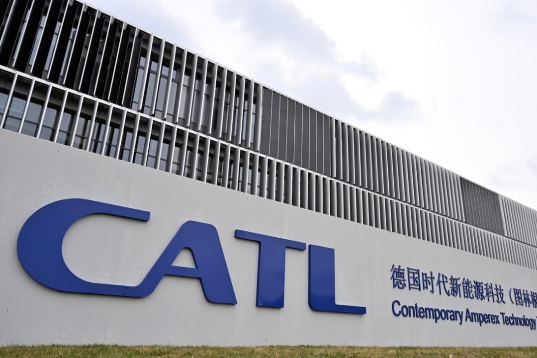 1680083534974 CATL's New EV Battery: 1.5 million Km and 15 Years of Performance https://e-vehicleinfo.com/catls-breakthrough-ev-battery-1-5-million-km-and-15-years-of-performance/