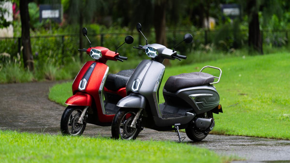 iVOOMi Energy JeetX Top 10 Electric Scooters with Removable Battery in India https://e-vehicleinfo.com/best-electric-scooters-with-removable-battery/