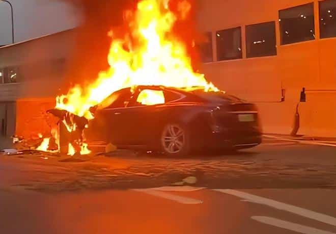 A Tesla Model S electric vehicle caught fire when debris struck the battery pack while the car was on the highway leading to cells short circuiting and entering a state of thermal runaway Decoding EV Fires: Causes, Prevention, and Mitigation Strategies