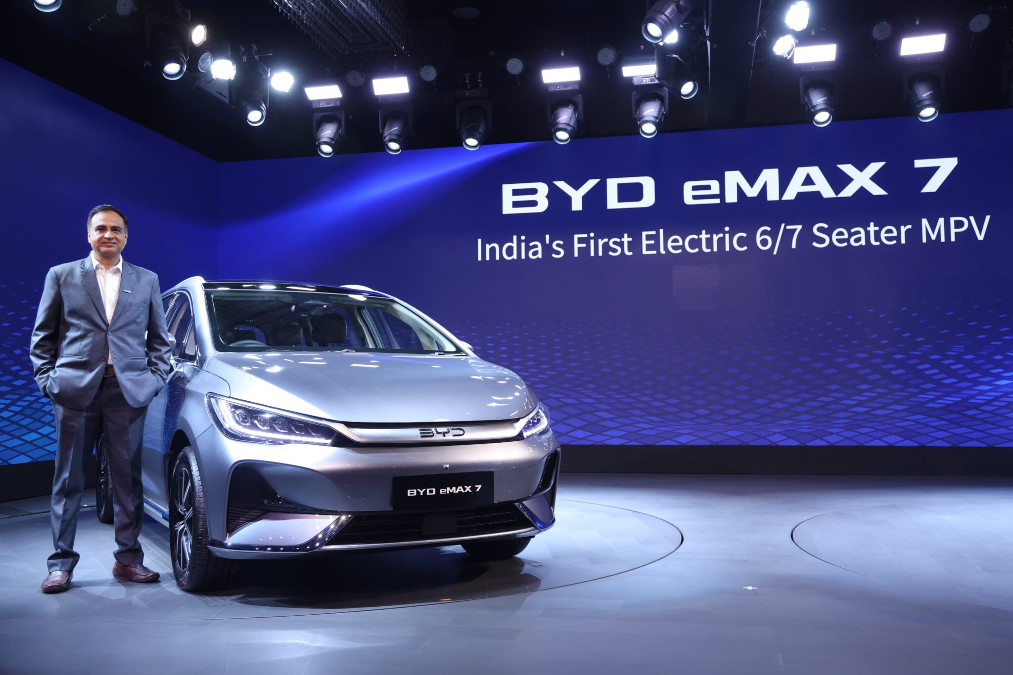 BYD EMax 7 Launched, Price Starts At Rs 26.90 Lakh, Range 530km E