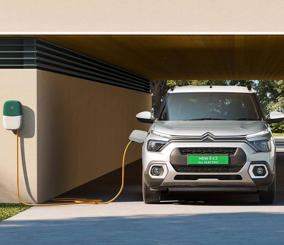 Citroen eC3 charging 1 CITROËN EC3 - A compact Electric Car, Offer Range of 246 km https://e-vehicleinfo.com/citroen-ec3-compact-electric-car/