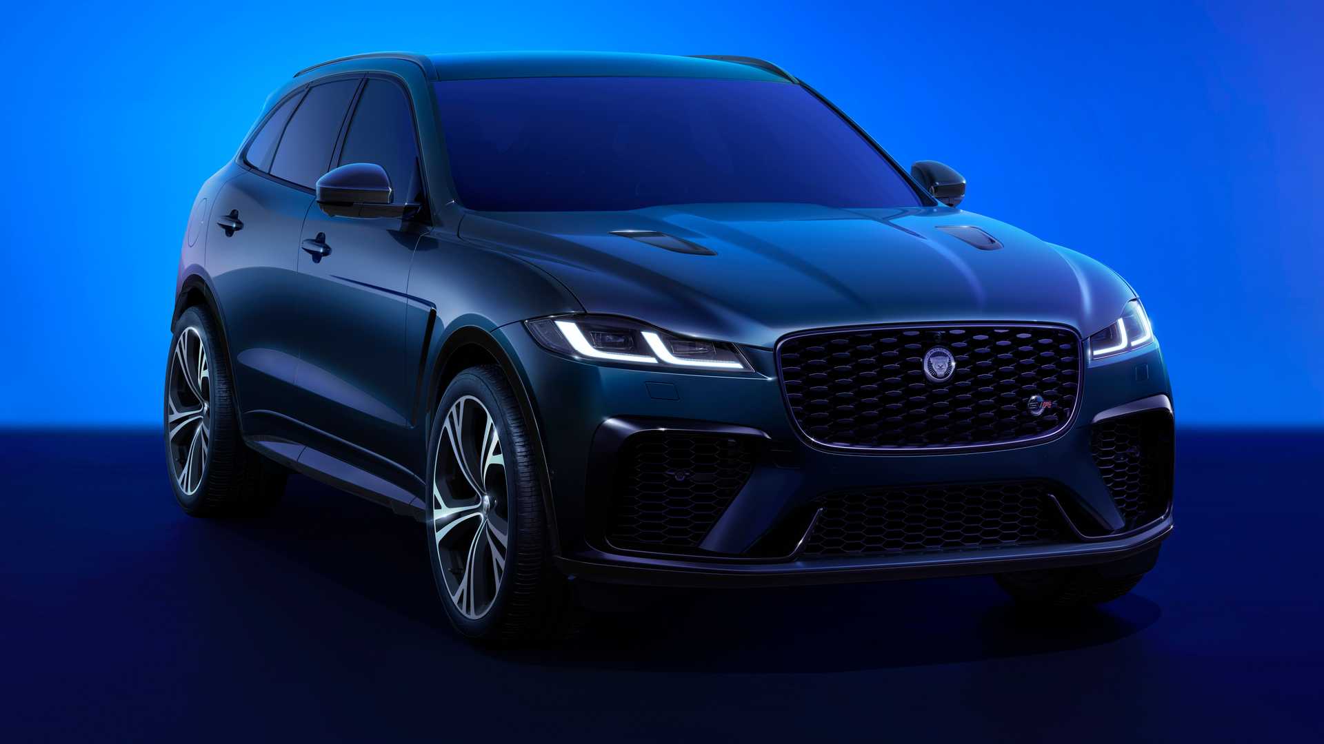 new jaguar ev Ratan Tata-owned Jaguar to Launch its First Electric Car by 2026 https://e-vehicleinfo.com/jaguar-first-electric-car-launch-by-2026/