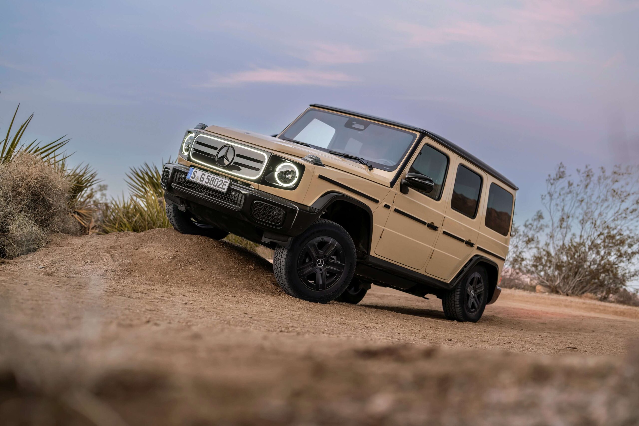 2025 Mercedes G 580 (1)