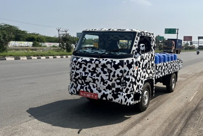 Montra Electric Electric e-SCV Test Mule Spotted