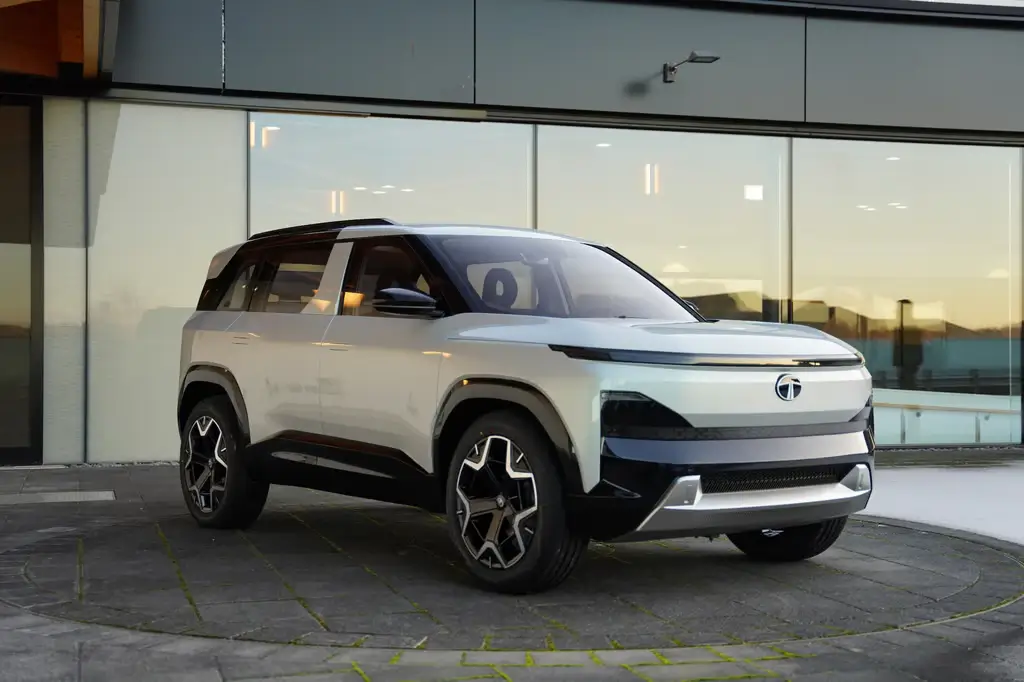 2025 Tata Sierra EV Design 