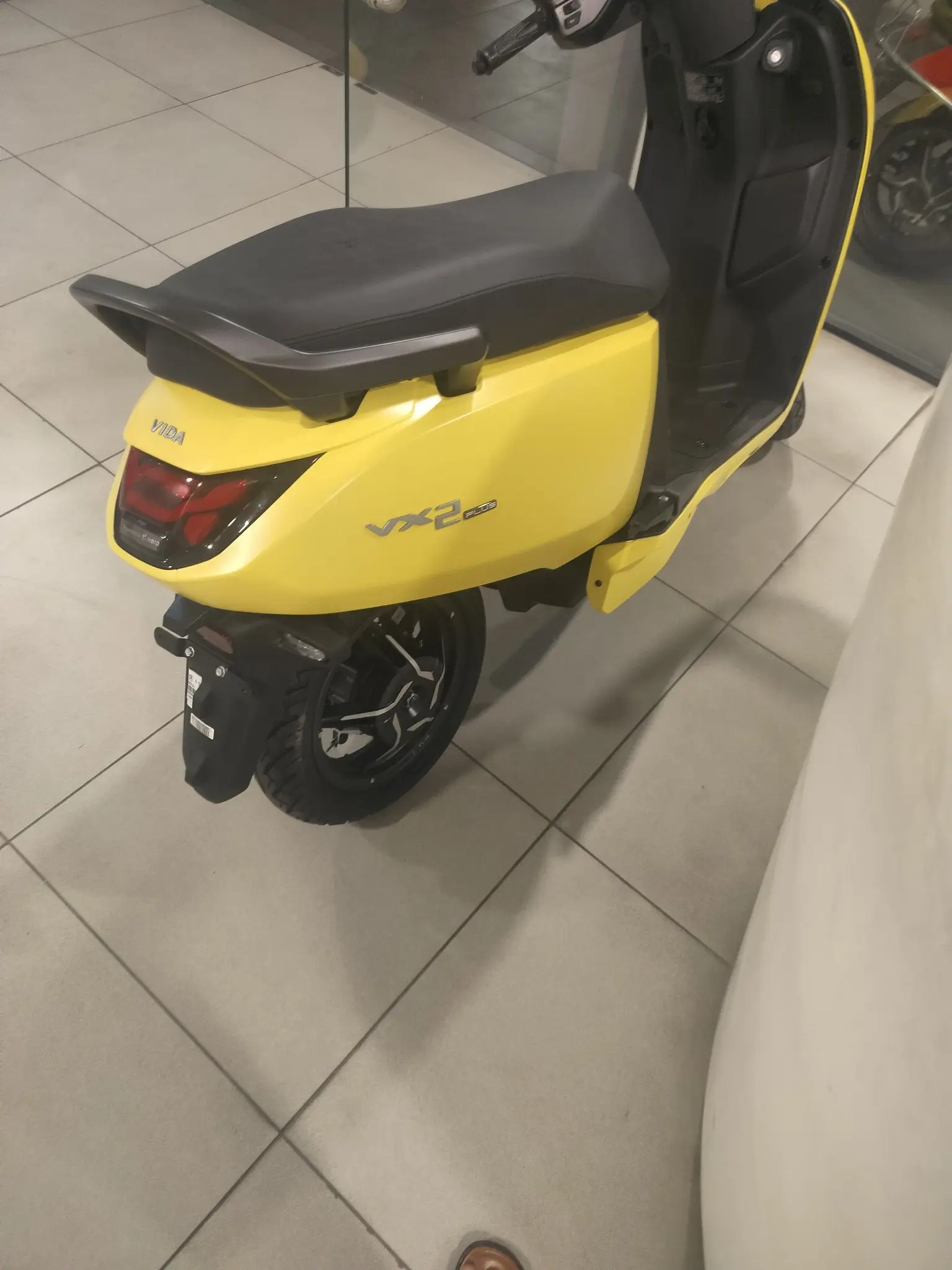 2025 Vida VX2 Electric Scooter Design