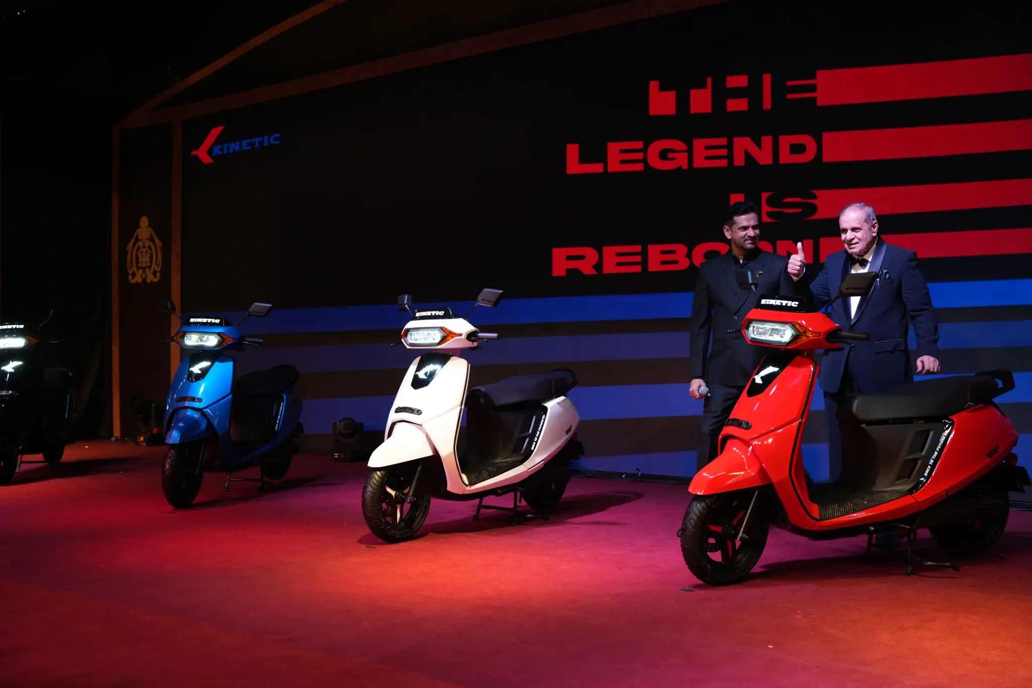 Kinetic DX Electric Scooter Returns! Price Starts at ₹1.11 Lakh with 100+ Km Range 6 Kinetic DX Electric Scooter