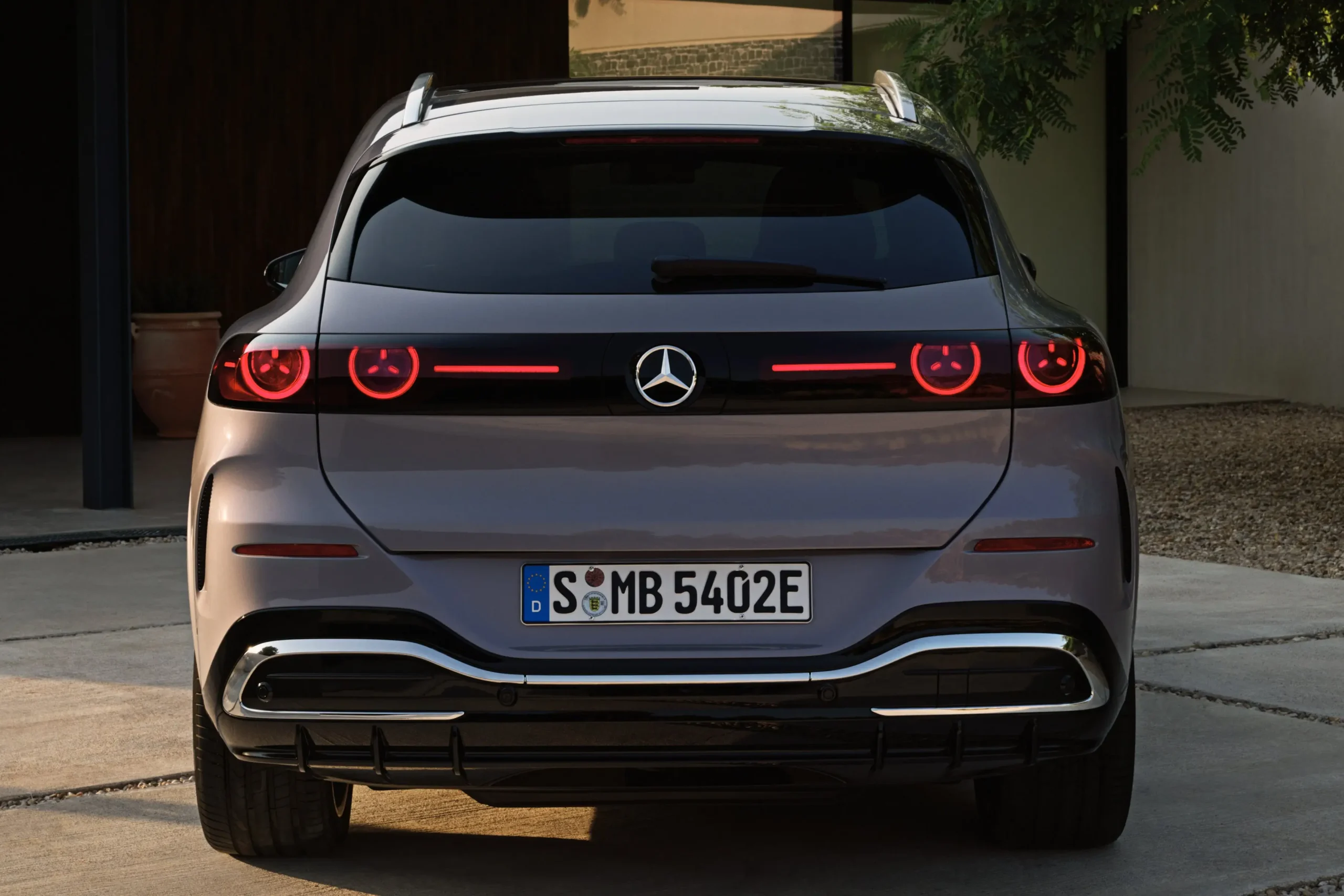 Mercedes GLC Electric back